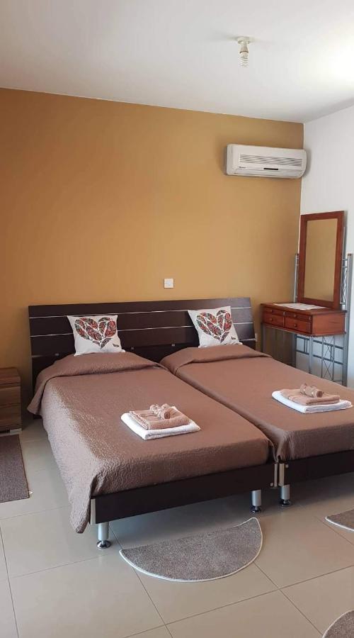 Andris Apartment 파라림니 외부 사진